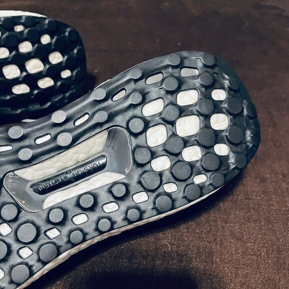 Mint Cond. Womens Adidas Ultraboost Uncaged Black 9 US 41 1/3 EUR Running Shoes - Picture 9 of 10